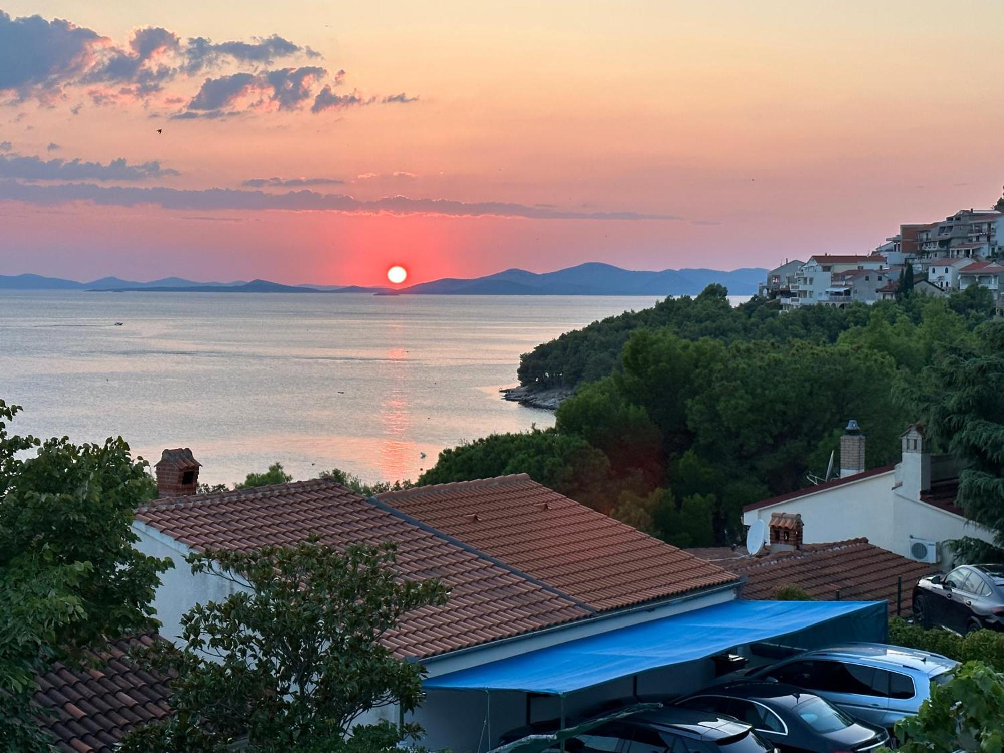 Apartment Mona 1, Fantastischer Meerblick 드라게 외부 사진